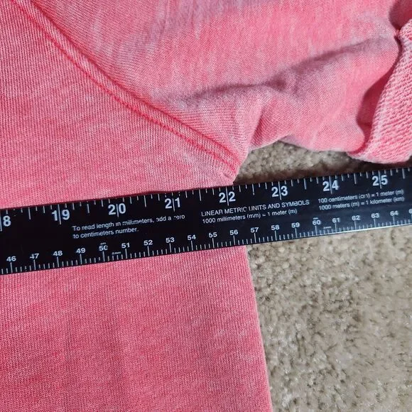 American Eagle Women's Short Sleeve Sweatshirt Medium Red Distressed #180 - Picture 6 of 8